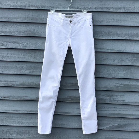 Abercrombie & Fitch White Denim Skinny Jeans Size 2/26 - Picture 1 of 9